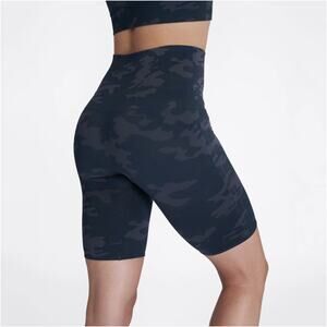 NWT Spanx Look at Me Now Bike Short in Black Camo // S